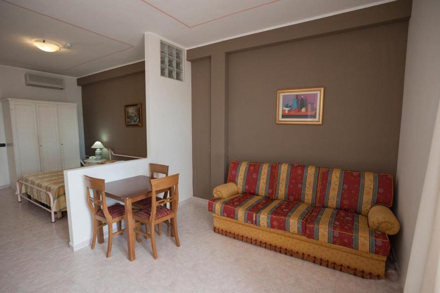 Hotel San Marco อาลเกโร ภายนอก รูปภาพ